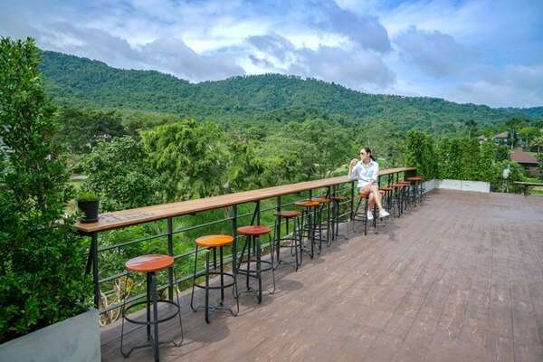 100 อันดับสถานที่ท่องเที่ยวยอดนิยมในเขาใหญ่ 15 Please don’t tell