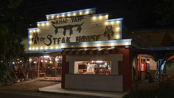 100 อันดับสถานที่ท่องเที่ยวยอดนิยมในเขาใหญ่ 96 Steak in Khaoyai