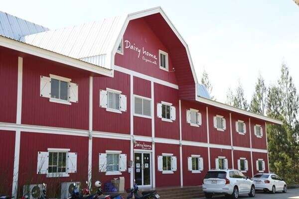 100 อันดับสถานที่ท่องเที่ยวยอดนิยมในเขาใหญ่ 52 ร้านเดลี่โฮม