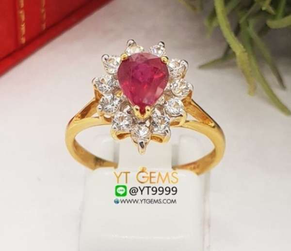 แหวนเพชรประดับพลอยทับทิมทรงหยดน้ำ