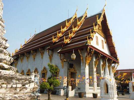 100 อันดับสถานที่ท่องเที่ยวยอดนิยมในกรุงเทพ 13 วัดระฆังโฆสิตารามวรมหาวิหาร(วัดระฆัง)