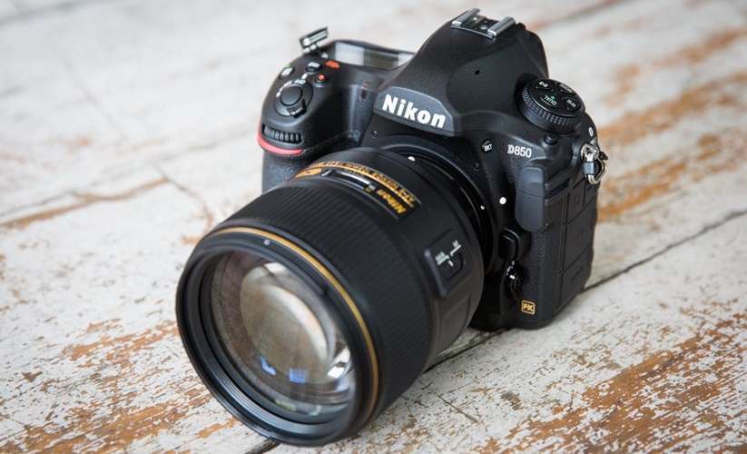กล้อง DSLR ที่ดีที่สุดสำหรับผู้เริ่มต้นคืออะไร