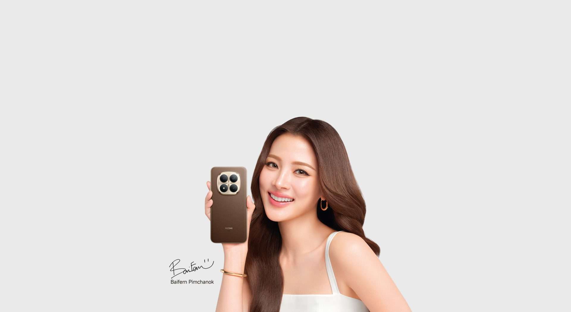 10 สมาร์ทโฟนรุ่นใหม่ น่าซื้อปี 2026 อัปเดตสเปก กล้อง และแบตเตอรี่ล่าสุด 11 REDMI Note 15 Pro Plus 5G กล้อง 200MP แบตเตอรี่ 6500mAh